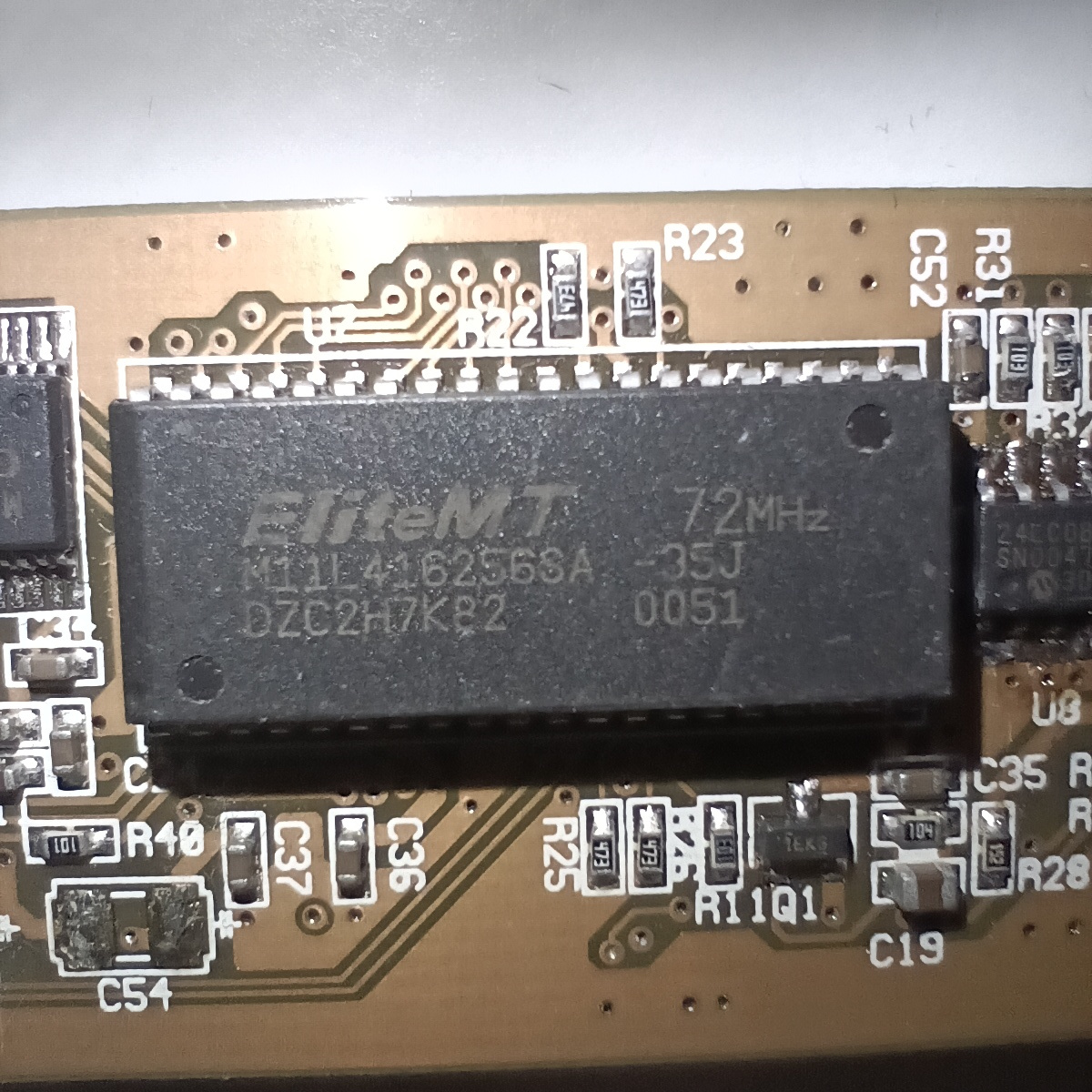 三星 HBM5 CUBE 存储