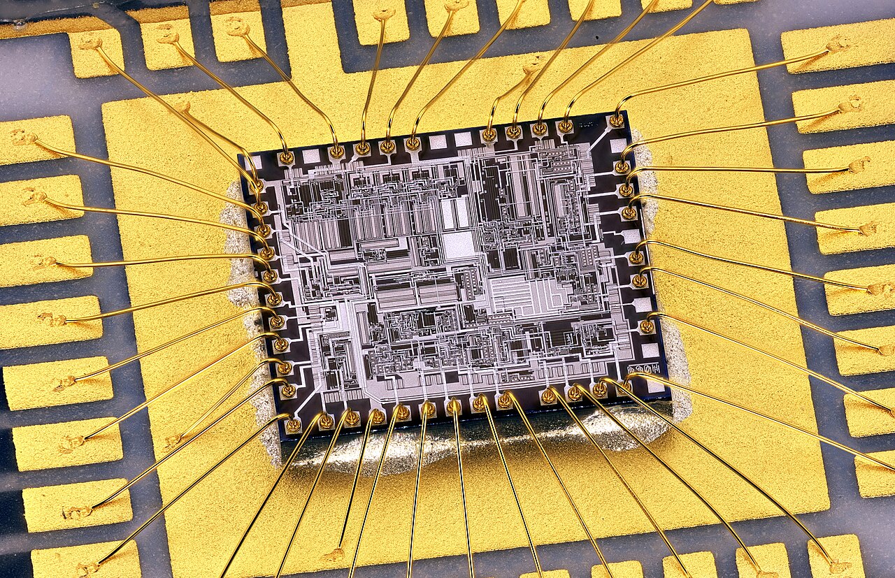 Hot Chips 2026定调专用ASIC,巨头竞逐推理芯片