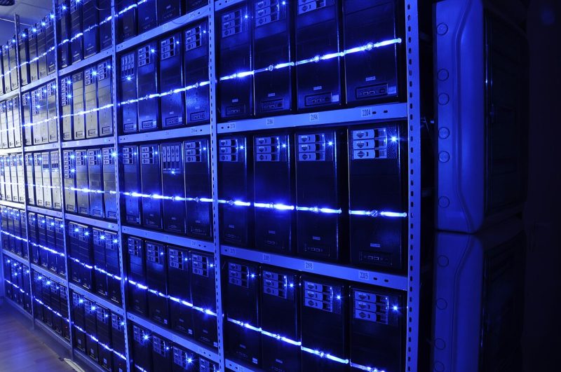 浙大港大开源LayerRecall：6.6MB轻量路由器解决AI视频